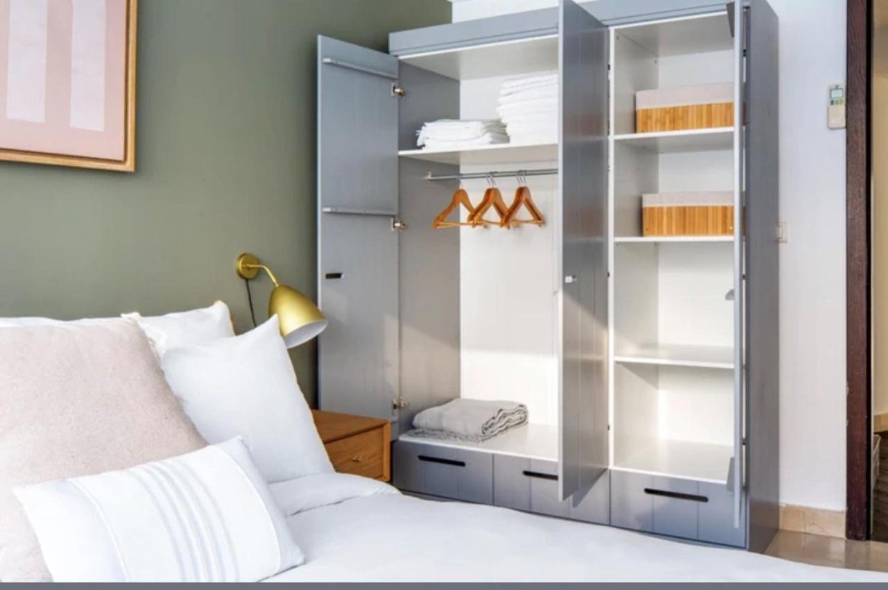 Bright 1Bedroom Apartment Centrally Located With Most Beautiful Views From Seine At 10 Minutes Walking From Beaugrenelle Shopping Mall And Eiffel Tower Paris Luaran gambar